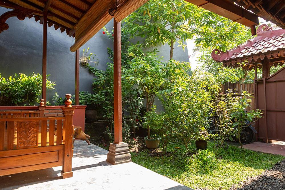 Rumah Ukhi Guest House Cebongan Eksteriør bilde