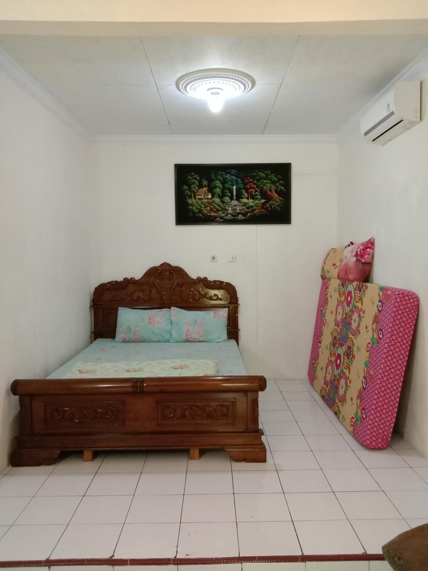 Rumah Ukhi Guest House Cebongan Eksteriør bilde