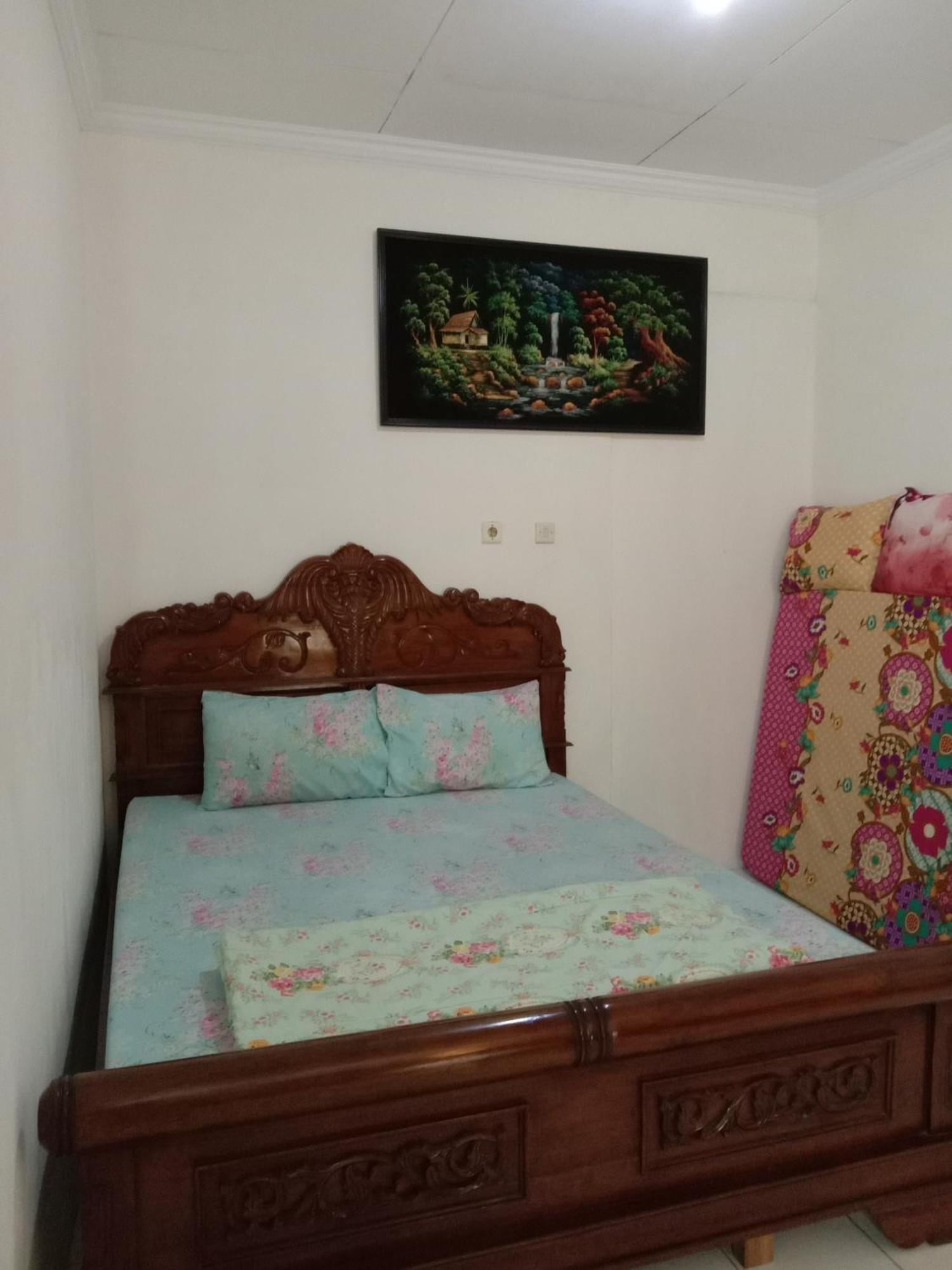 Rumah Ukhi Guest House Cebongan Eksteriør bilde