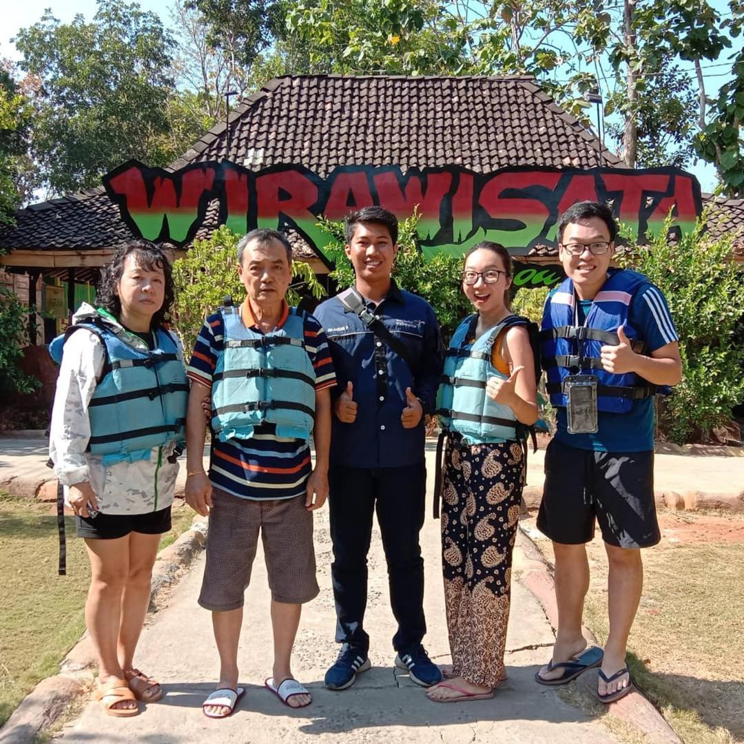 Rumah Ukhi Guest House Cebongan Eksteriør bilde