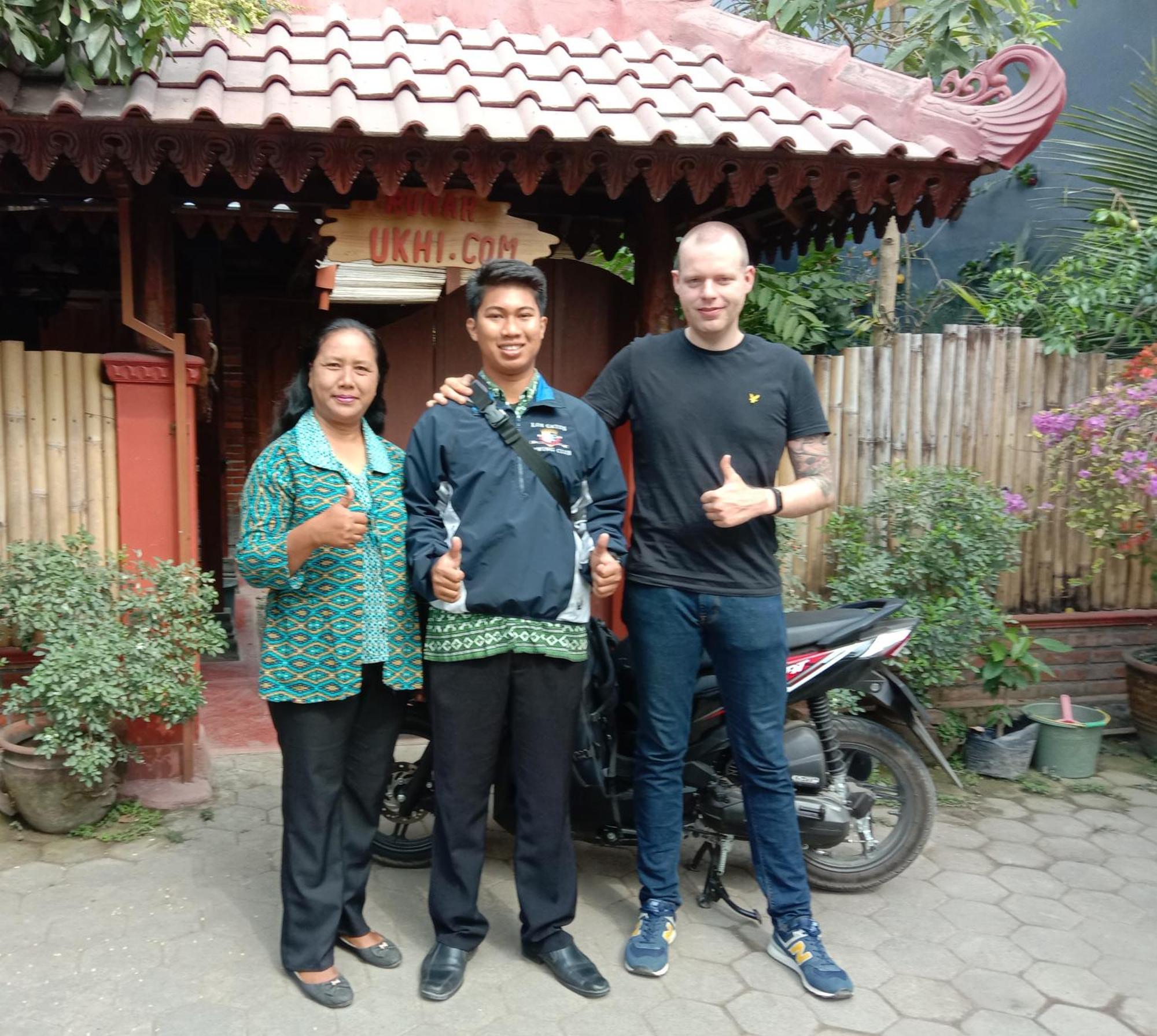 Rumah Ukhi Guest House Cebongan Eksteriør bilde