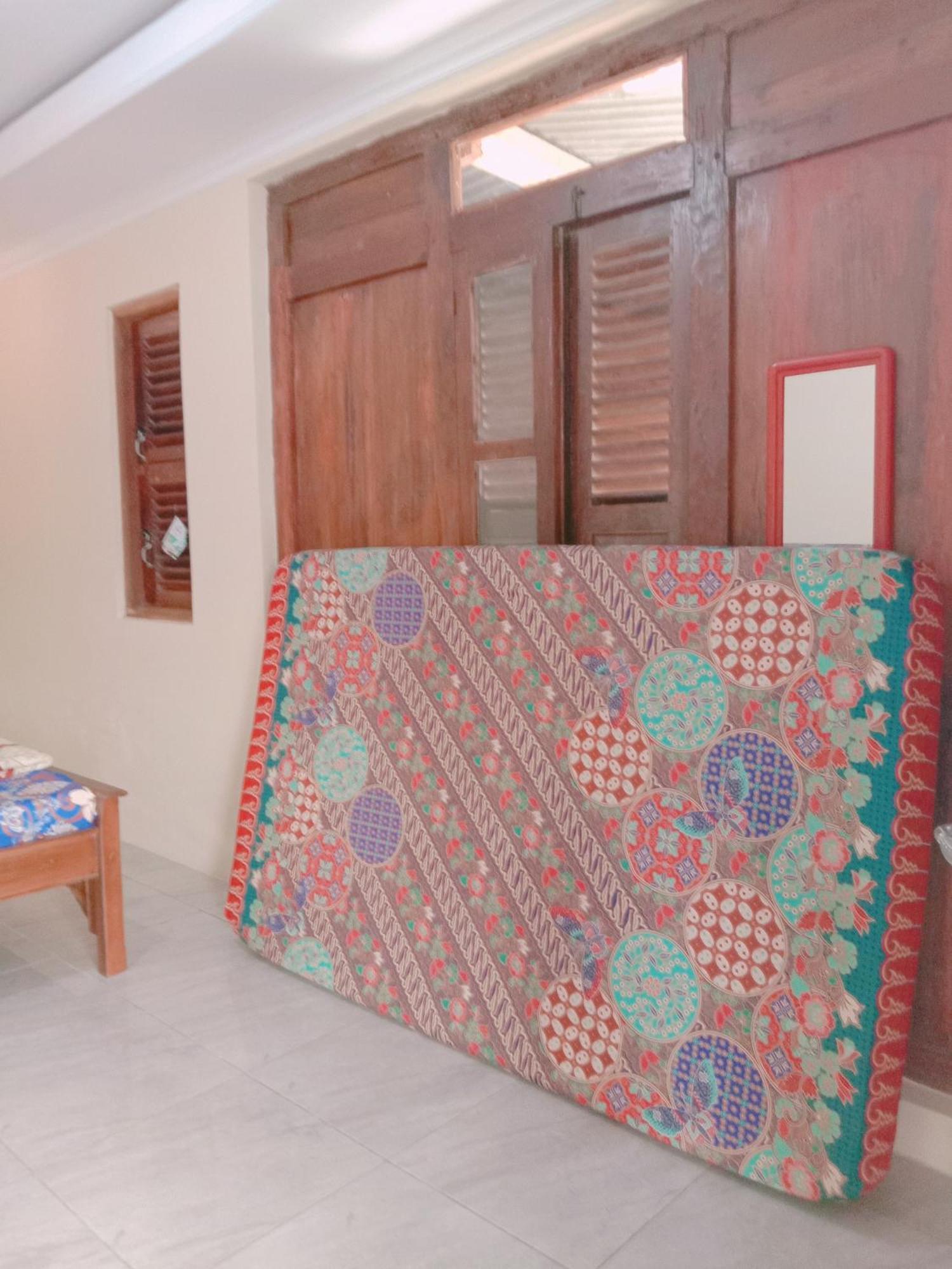 Rumah Ukhi Guest House Cebongan Eksteriør bilde