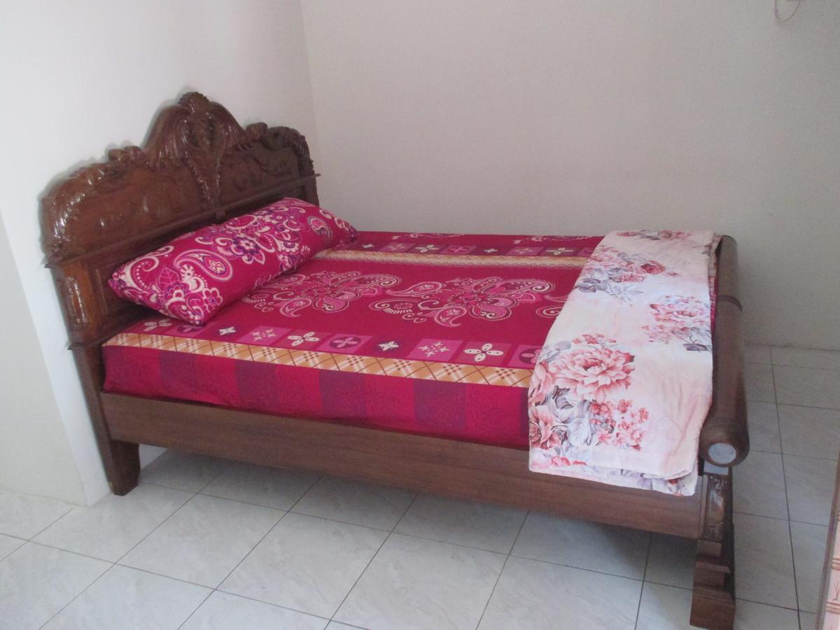 Rumah Ukhi Guest House Cebongan Eksteriør bilde