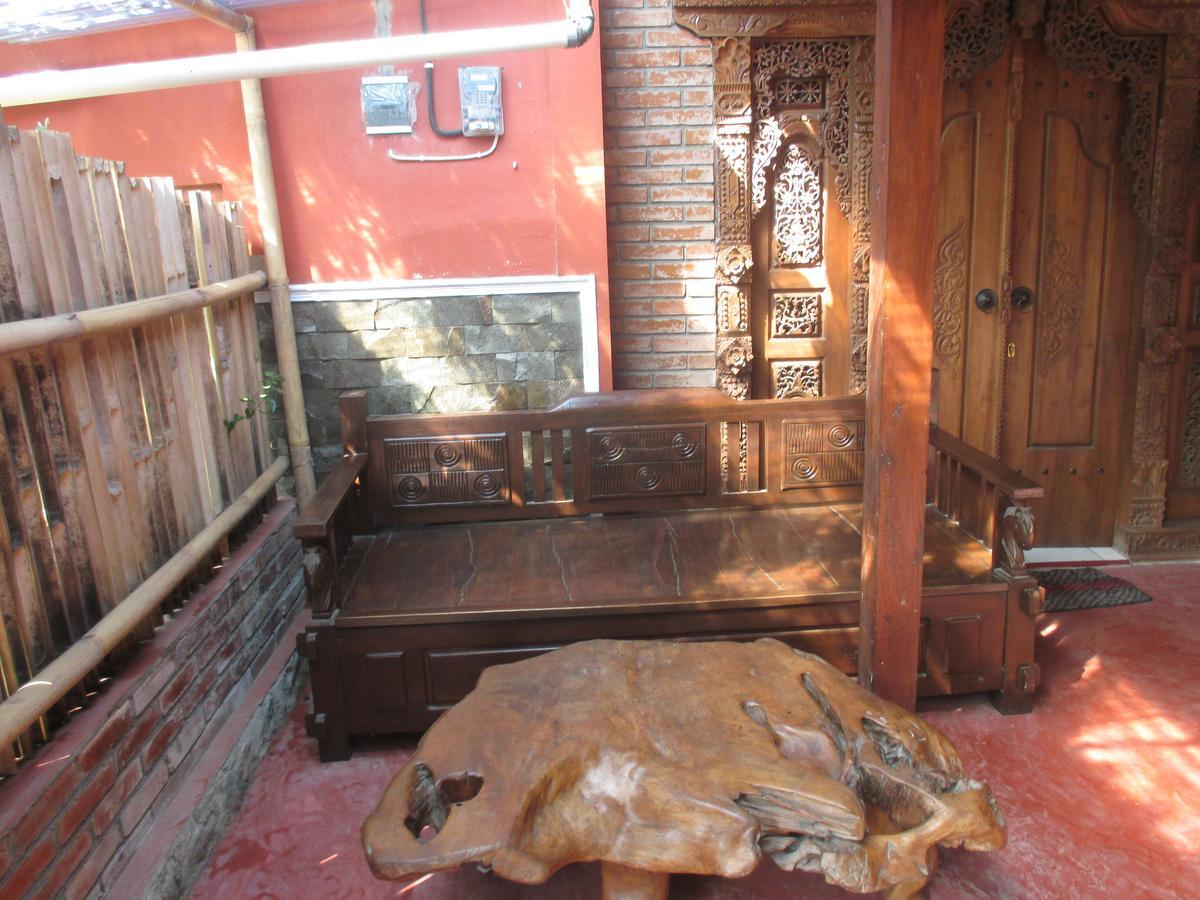 Rumah Ukhi Guest House Cebongan Eksteriør bilde