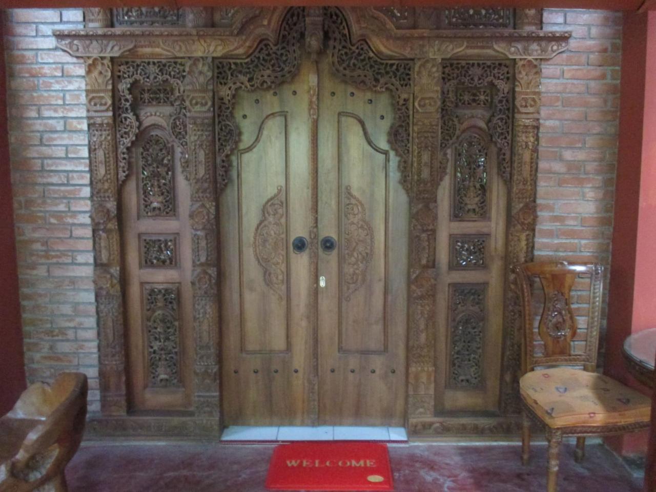 Rumah Ukhi Guest House Cebongan Eksteriør bilde